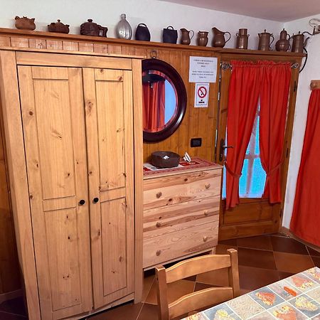 Casa Vacanze Nora Chamois Dış mekan fotoğraf