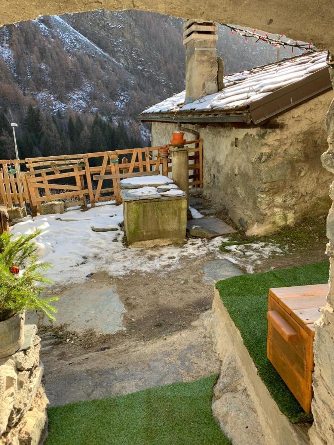 Casa Vacanze Nora Chamois Dış mekan fotoğraf
